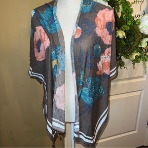 Woven heart Women’s size M/l Floral Open Front Lightweight Cardigan Fringe